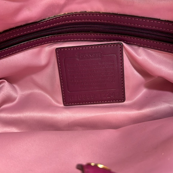 Magenta COACH leather bag 12248 - Picture 5 of 11